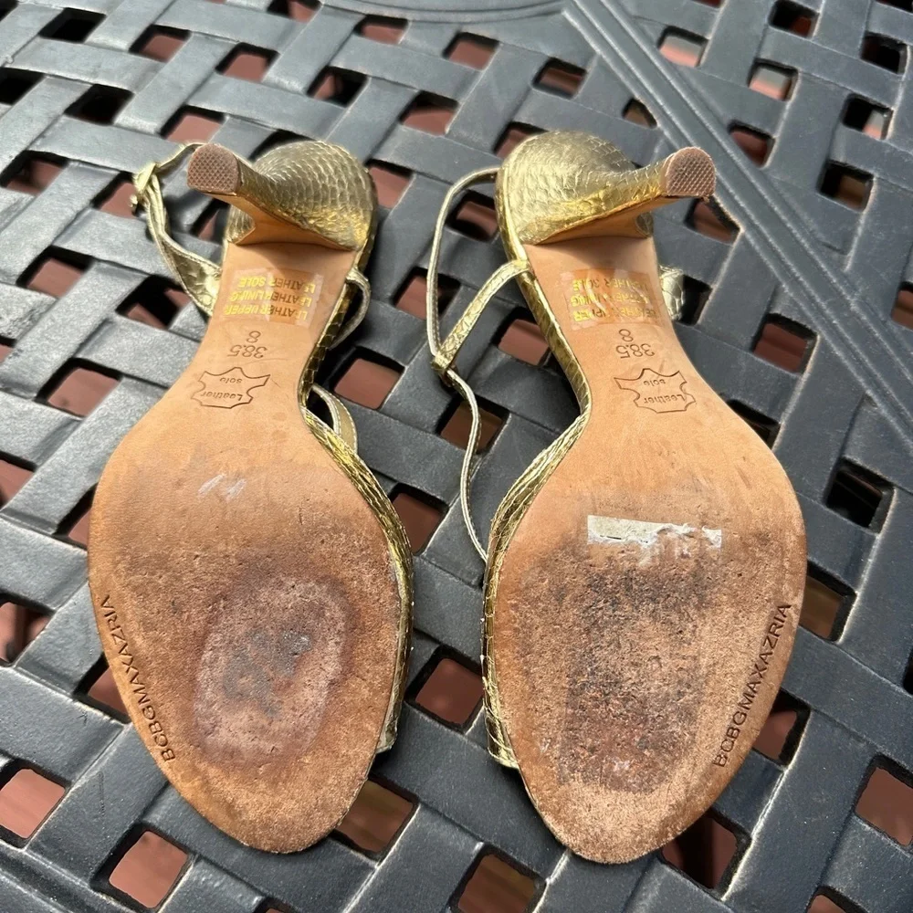 Bcbgmaxazria gold snake skin print Sandler. Size 8
